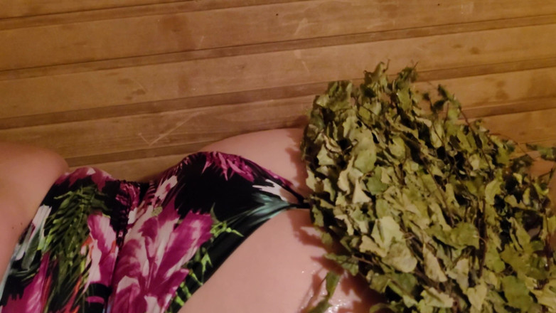 Peach Desert: Russian bathhouse - steamed a fat-ass blonde with a stiff broom