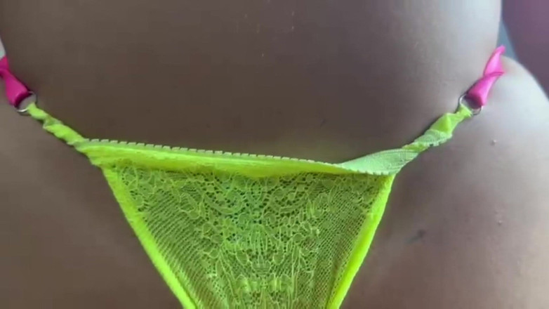 Lidi Ferrari: Pyszna brunetka z dużym tyłkiem ma najgorętsze siedzenie w Brazylii –...