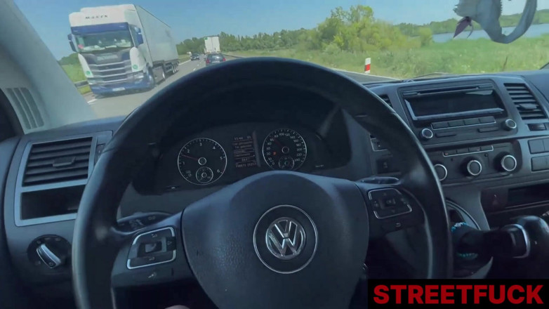 STREETFUCK: Streetfuck She Surprised the Married Driver