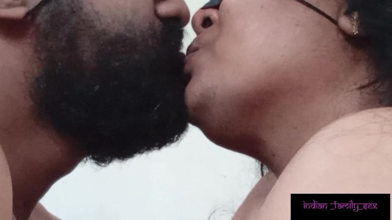 Indian IFS: Mẹ kế hôn con trai riêng