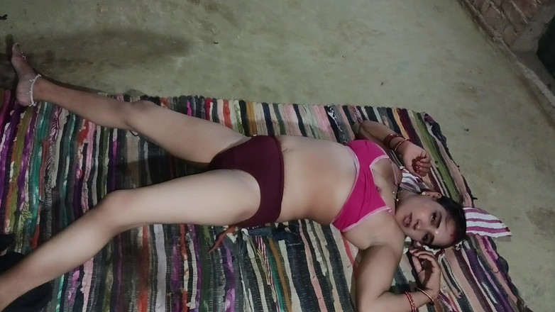 Renudbf: Fofa e magra menina fodendo em um dia