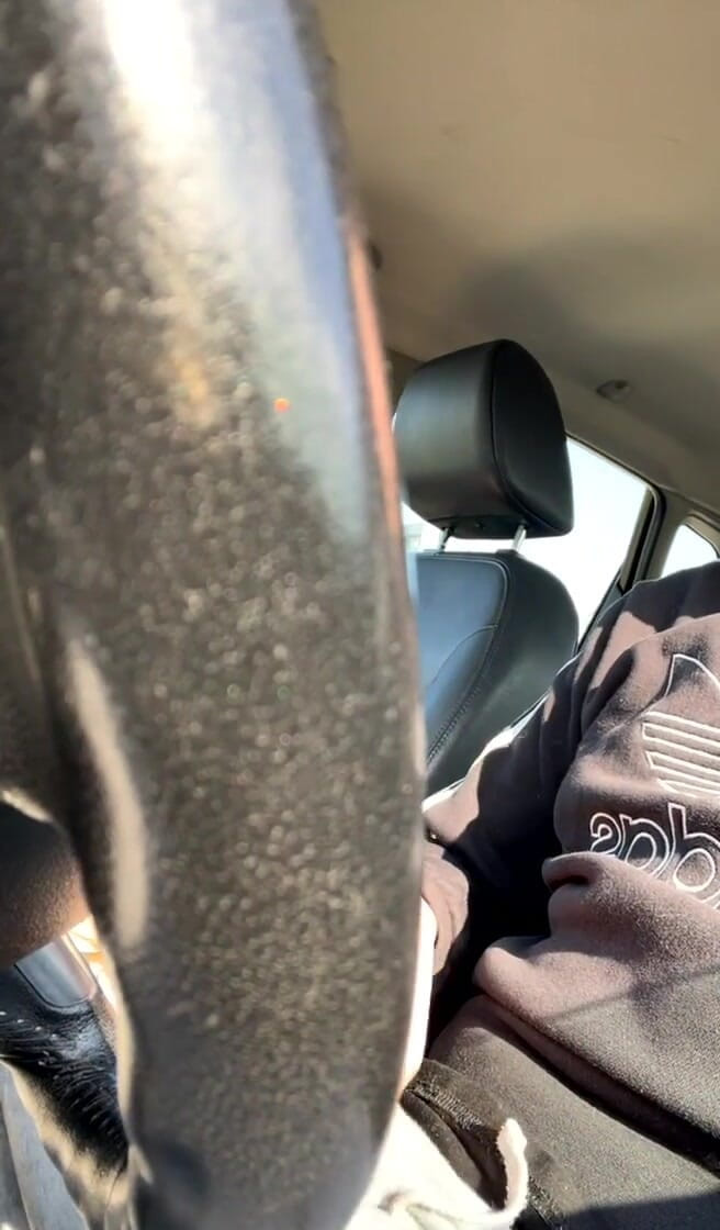 jay jenson: Mi stavo segando mentre ero nel traffico ahah Gallo non...