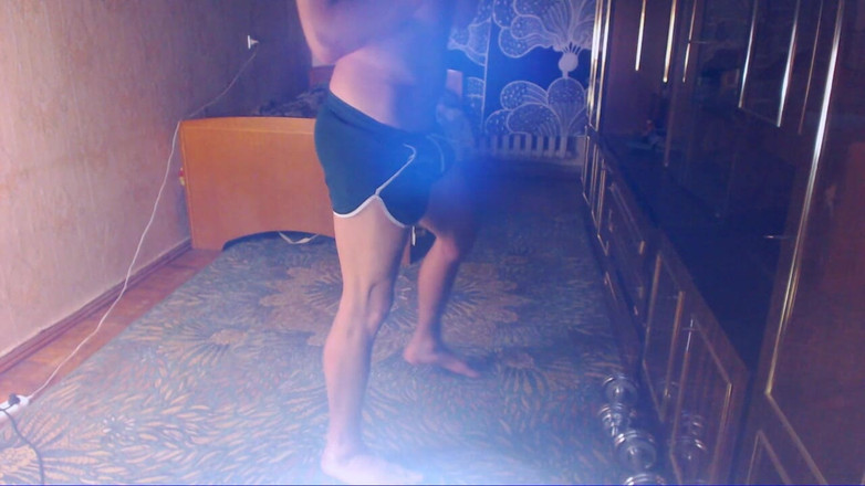 Eddie Star: Aklın ve ellerin için biraz ateşli azdırma