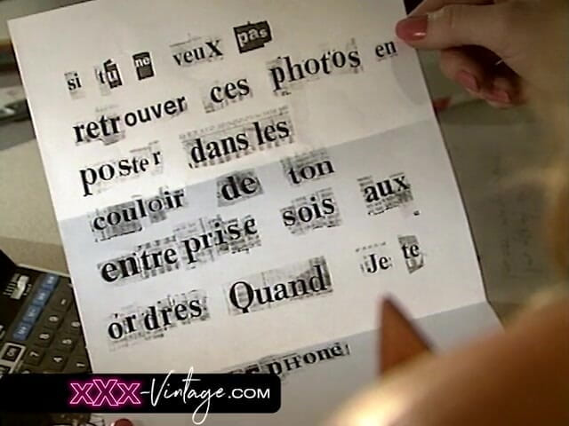 XXX-Vintage: Adegan lesbian di bawah jam tangan pemerhati