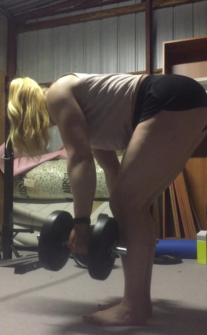 Michellexm: Ragazza di allenamento e il suo culo muscolare duro - parte 17