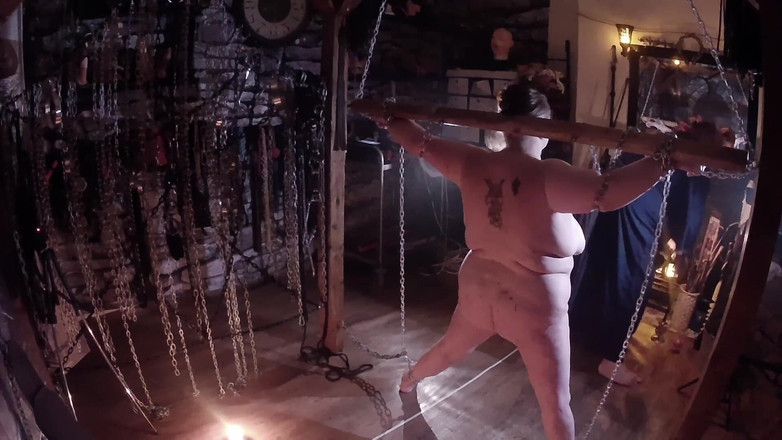 Aaexperiencesltd: Partea 3: - Ursul Lanista și Domina Satana. Joc cu ceară și joc de...