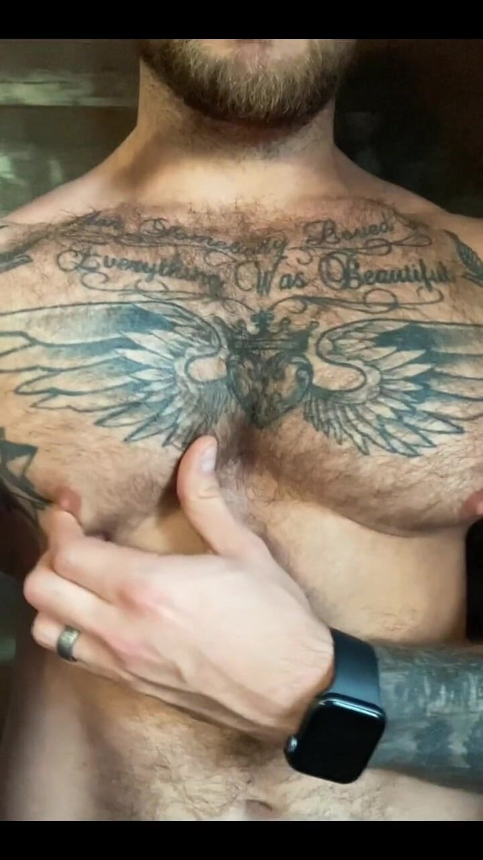 Leo Bayne: Feeling Playful