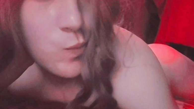 Kitty_Cross: スカートはとても短くて素敵です