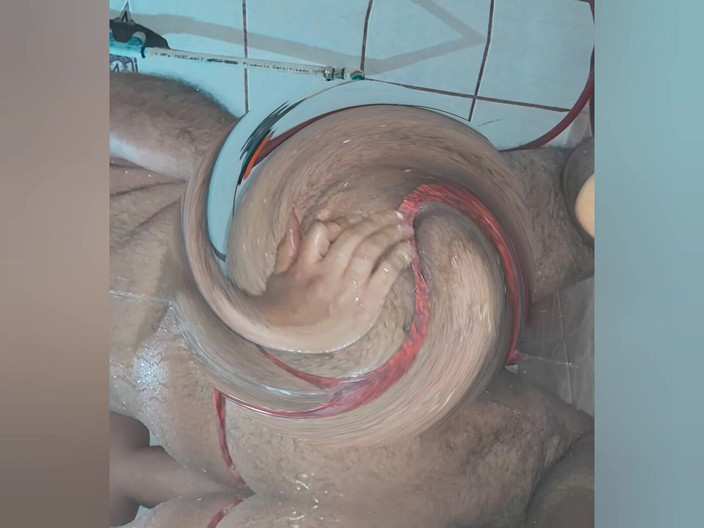 Davidandrexxx: Makan Air Mani yang Enak Menggunakan Thong Jeruk