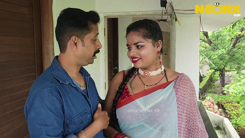 Indian Savita Bhabhi: 姐夫去嫂子家和嫂子做爱，好姐夫嫂子的热辣性爱德西色情