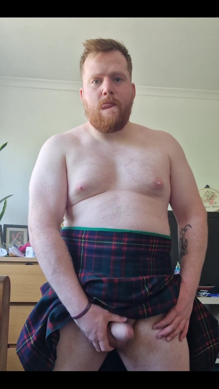 Touchstone: Bermain-main dalam Kilt Saya