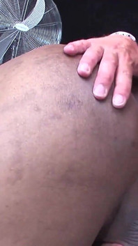 Trío sexual con dos grandes pollas trans en Copacabana