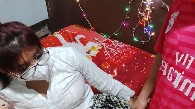 Martin13: La mia figliastra mi chiede un regalo davvero speciale a...