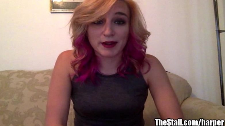 Tampa Bukkake: Harper Coxxx Q 和一个性感的屁股问题，她回答了你撸管！！