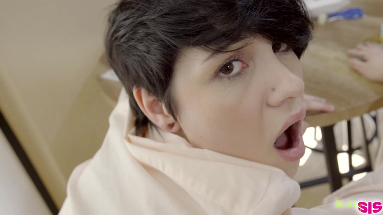 BrattySis: Mắc kẹt trên chị kế của tôi - s2e7