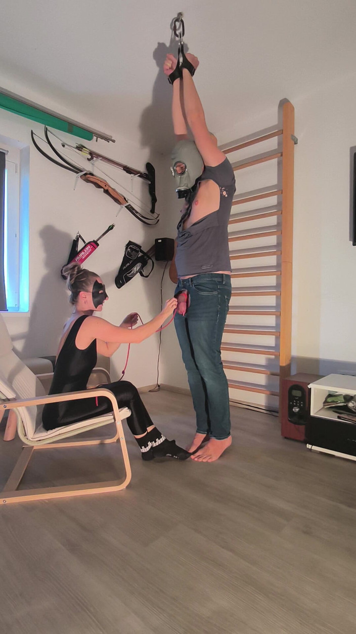 Vlakik SM: अंटे फोड़ना