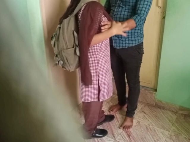 Bhabhi Fucked in a Hallway (Parizadi)