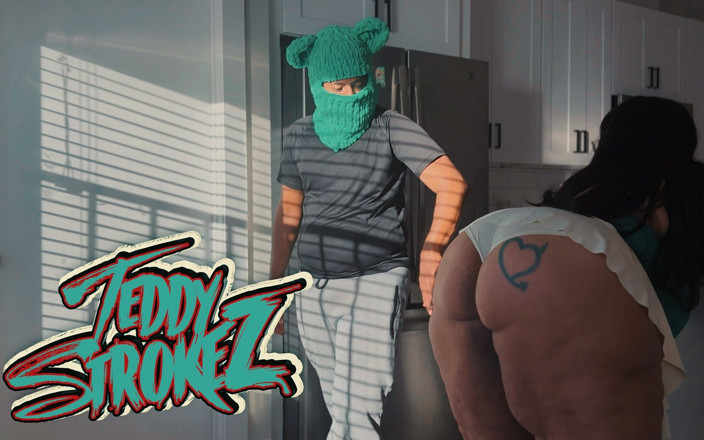 TeddyStrokez: Banana Cream Pie