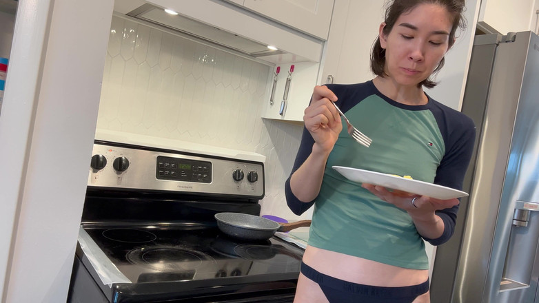 Ms_Emmy_Lynn: Gfe: 스크램블드 에그 만들기