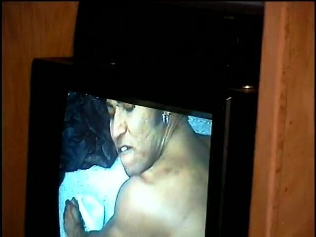Gays Case: Stud gets horny while watching porn and masturbates solo