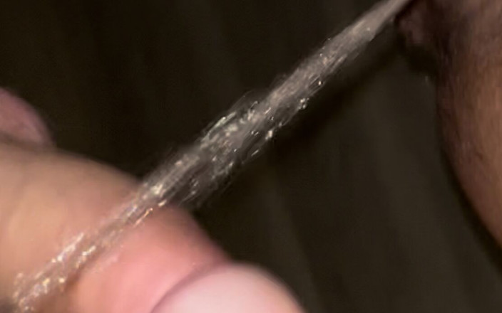 Freaky fifty's: Người Pháp phun nước