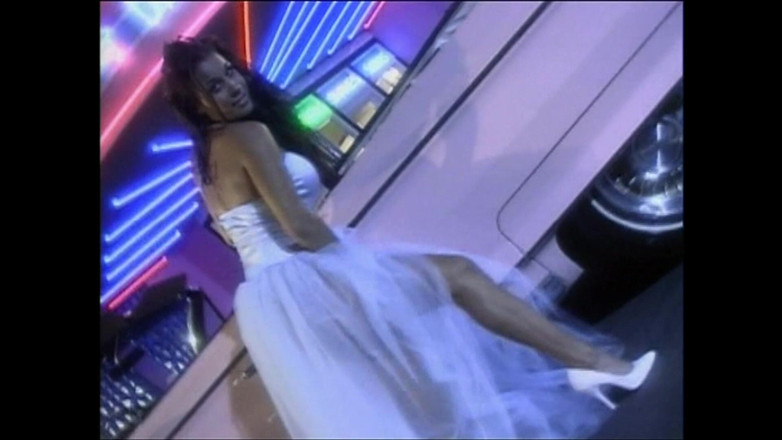 The Power of Love: Un grande cazzo duro sbatte la figa stretta bagnata