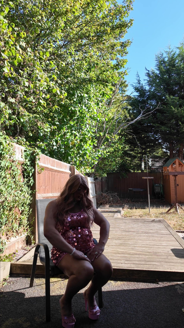 Kelly CD 2022: Sexy Crossdresser Kellycd2022 in My Pink Sequin Little Dress and...