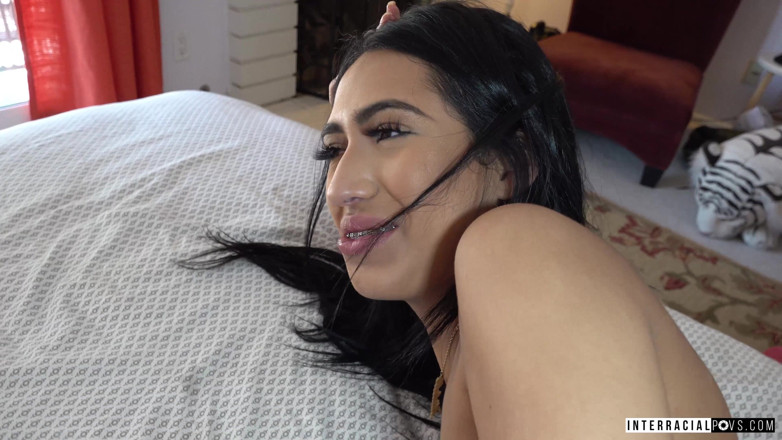 IR Povs: Big botty Edible Aubrey takes a BBC in her ass
