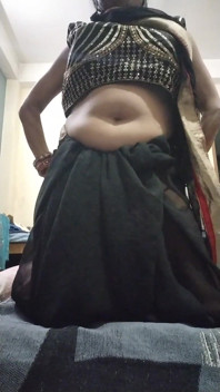 Nude dance bhojpuri songs hot capezzoli tette donna calda