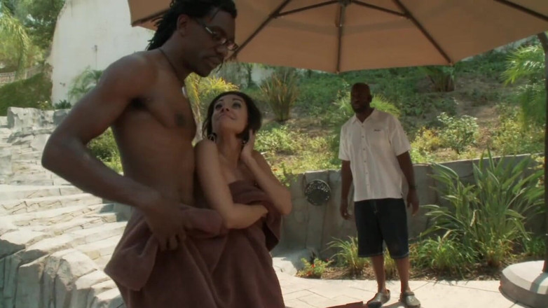 Black Sinner: Zakar hitam besar untuk latina seksi