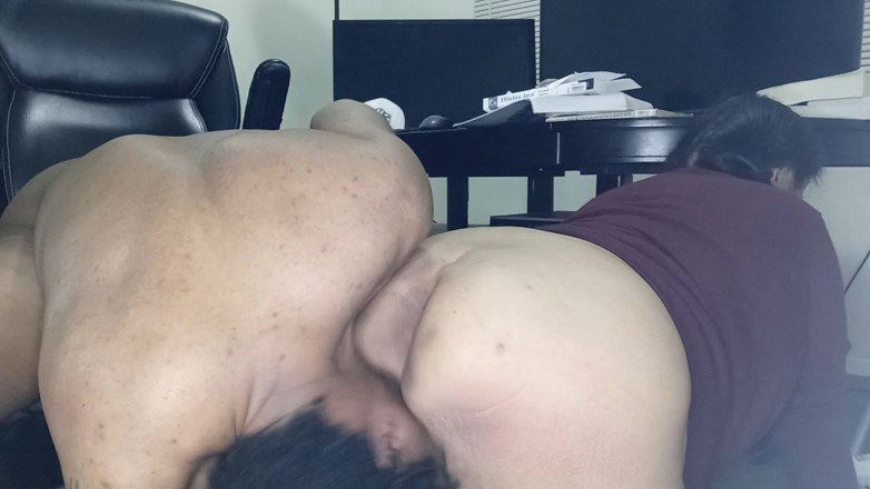 DeesDeepThroat: Dees Faceclapping Video