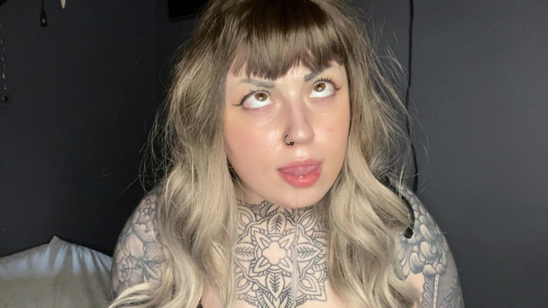 Miss Valentina: Ahegao tě oslabí