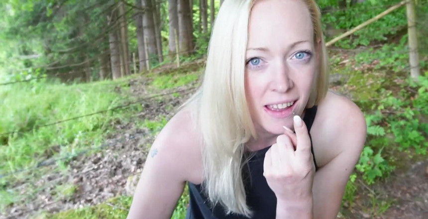 Lea Kirsch: Stranded Car Breakdown - Hot Mechanic Fucks Me Hard Roadside!