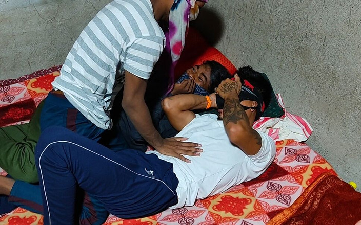 Xtremee: Dormitorio romance de estilo gay indio