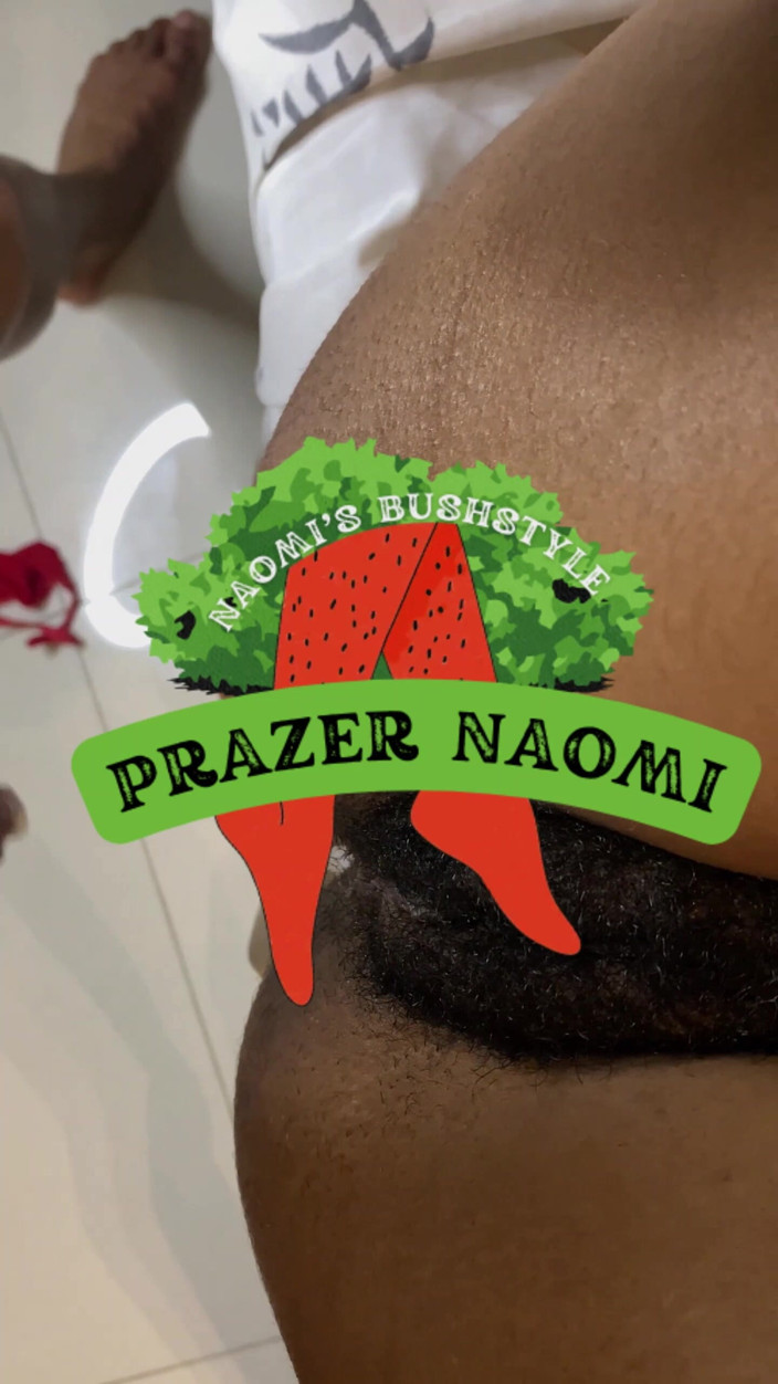 Prazer Naomi: She Talks a Lot of Sht While Taking It in...