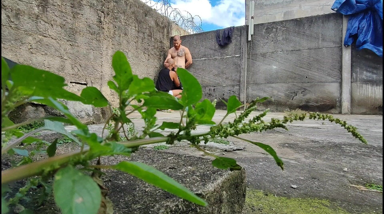 carmonaoficial: 树林里的摄像机拍摄两个异性恋做爱