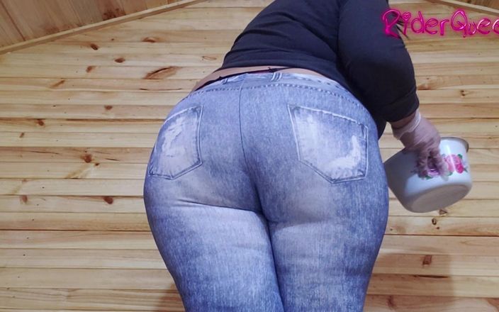 Riderqueen BBW Step Mom Latina Ebony: Suscriptor - сексуальная толстушка рисует ее кабинку, часть 4