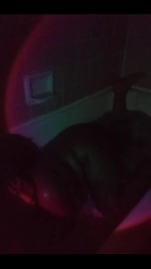 XMissusXeX: 私たちはうまく混ざり合っていますか?