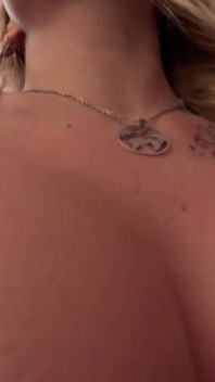 Chiedi alla pornostar - leccami e fammi venire in bocca!