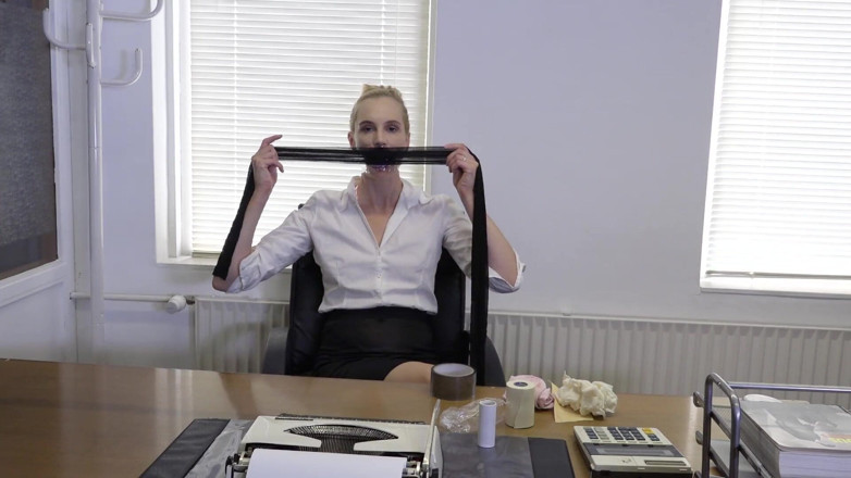 Restricting Ropes: Ariel Anderssen, gagging herself