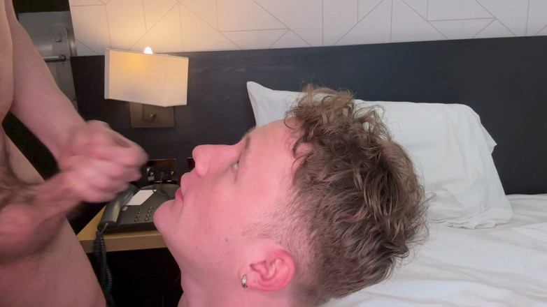 Liam Harding: Hot Stepdaddy Having Sex with Two Sexy Twinks
