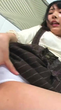 Even Those Who Love Panties Will Be Satisfied! Finger-in G-spot Masturbation Through a Hole in the Pants