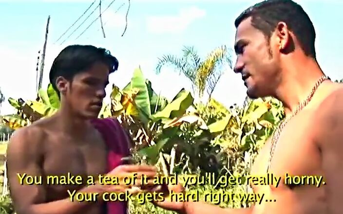 Gays Case: 肌肉发达的壮男alex leite在户外钻讨厌的壮男维克托曼齐尼的屁股