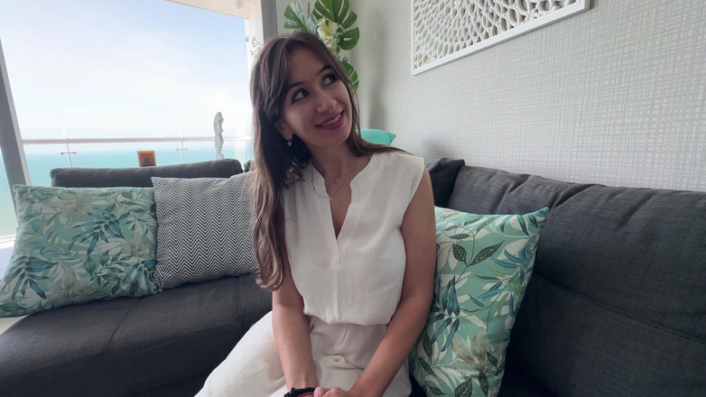 Kitty Kriss: Bytte min fitta mot en fantastisk lägenhet med utsikt över havet