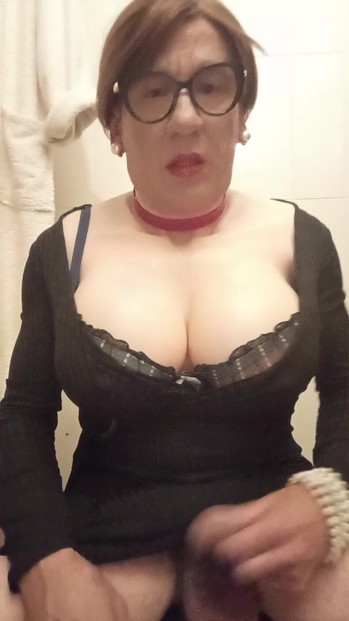 Yusti: 巨大的奶子 Crodreisser