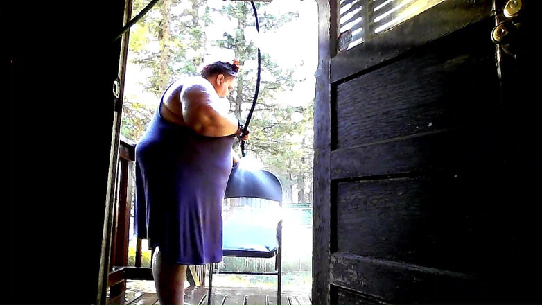 Mistress_T_FD_GD: Ducharse en la manguera de agua. Pt 4