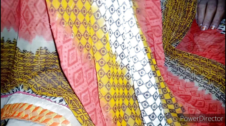 Ritu: Sexy bhabhi plná romantika