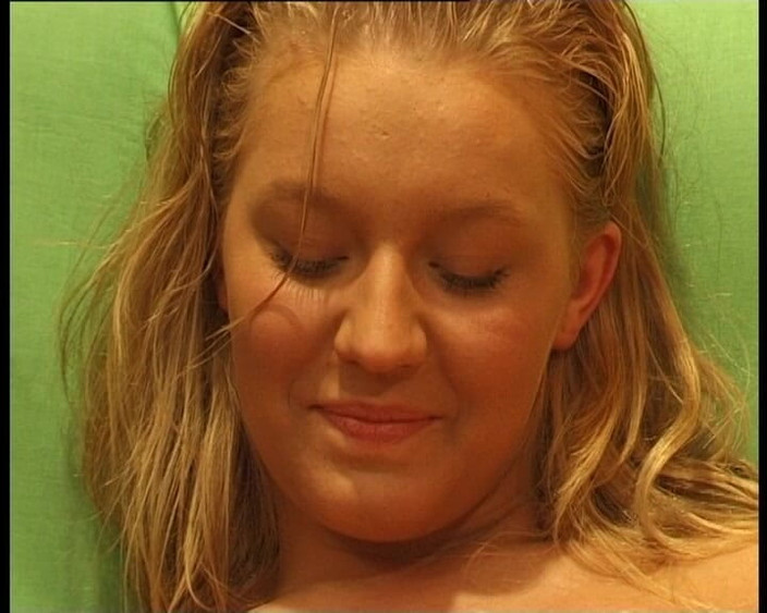 YOUR FIRST PORN: Mein Perfekter Koerper - Cuerpo de Mein Perfekt - Silvana