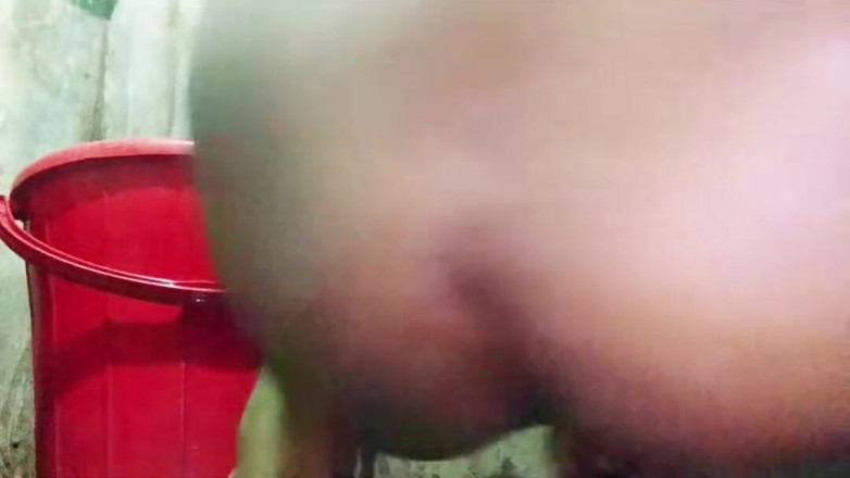 priyastar99: Got an Erection While Taking a Shower