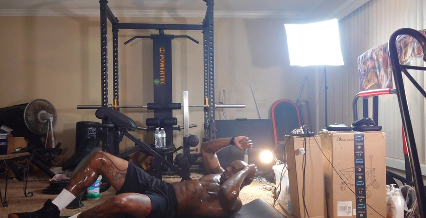 Hallelujah Johnson: Il rotolamento miofasale dell'allenamento condizionata è pensato per produrre effetti meccanici...